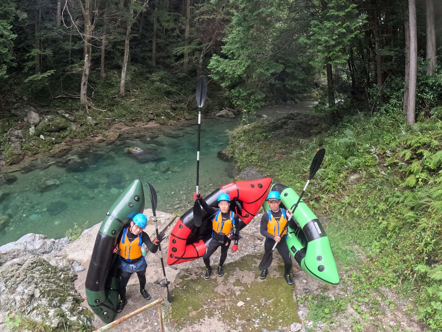 今日の午前中はパックラフトツアーで大冒険してきました！🚣‍♂...