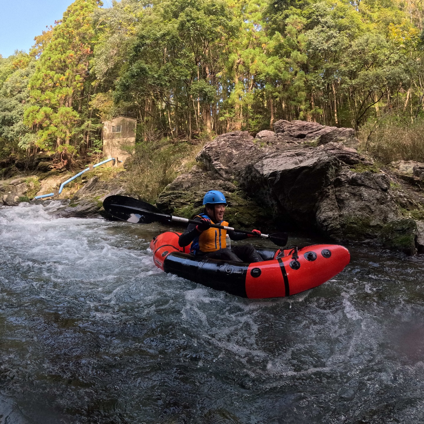 今日は1日パックラフトツアーでした！🚣‍♂️🌊太陽がキラキラ...