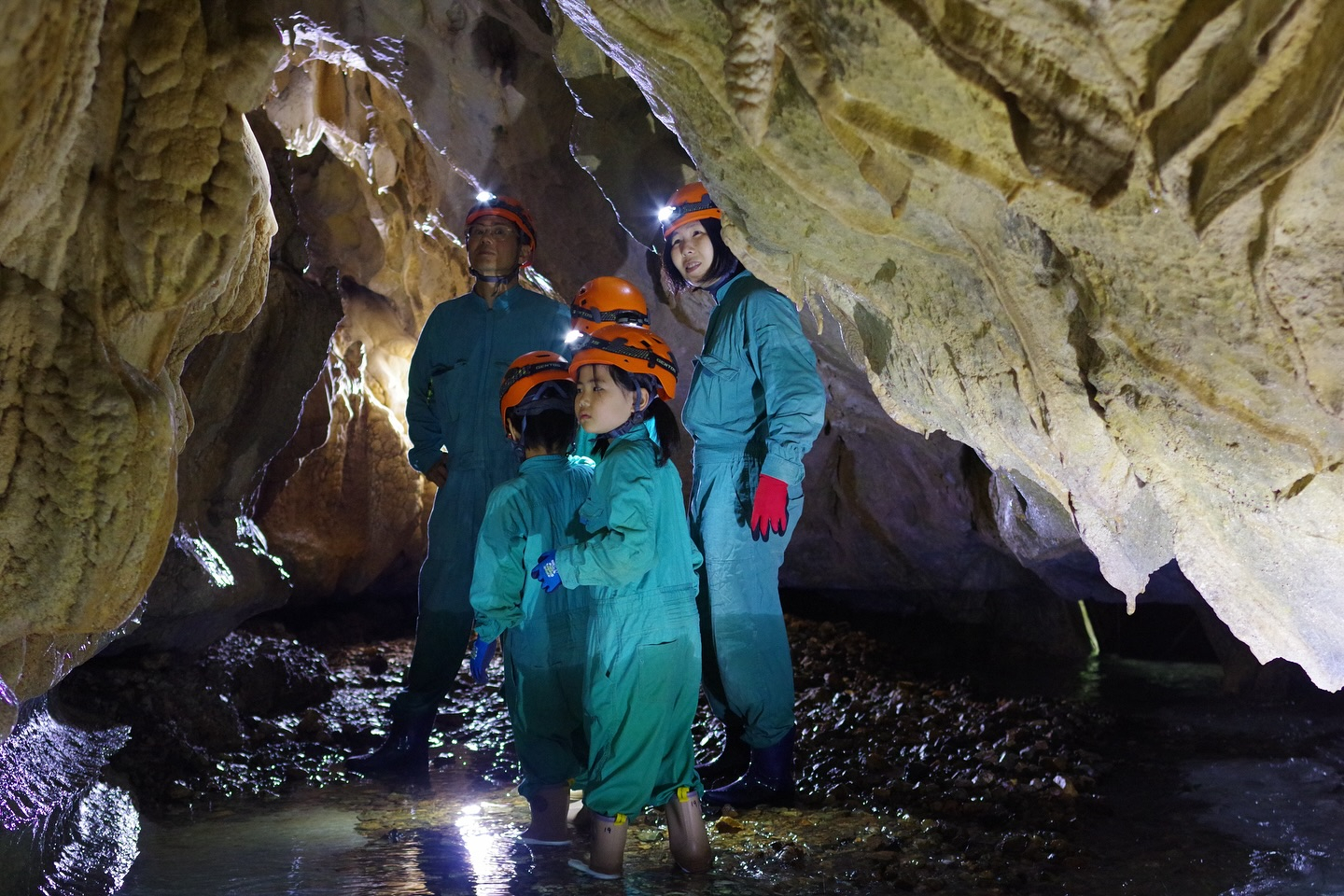 🌟今日の午前はケイビングBコースで冒険してきました！🌈なんと...