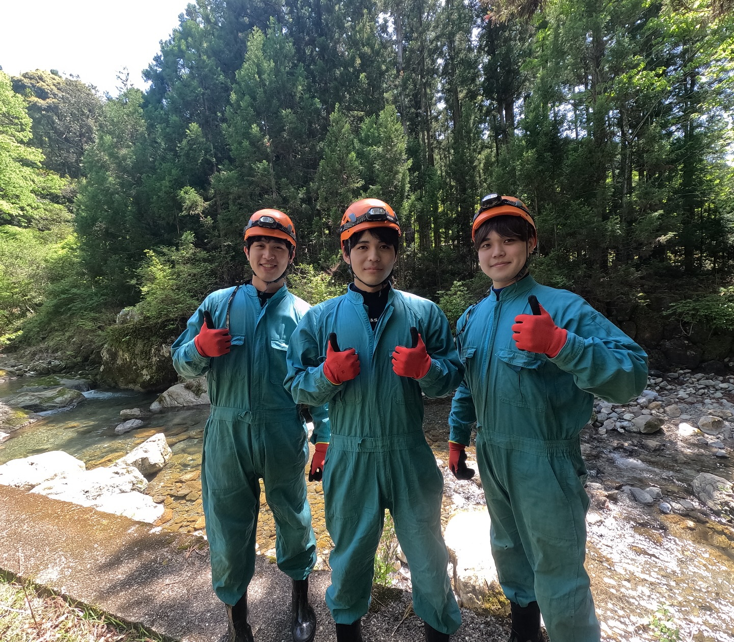 午後も最高にエキサイティングな洞窟探検ツアーに行ってきました...