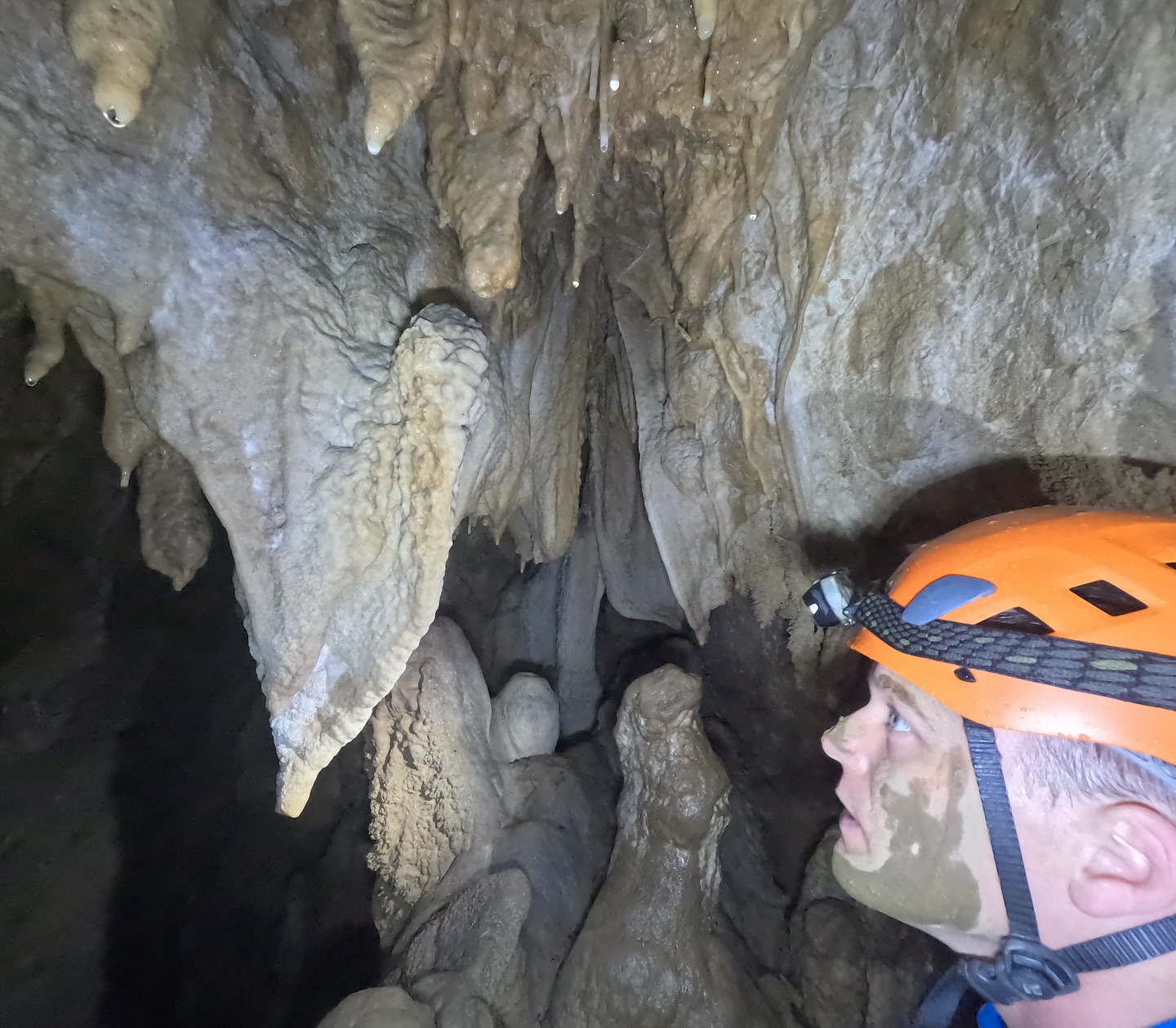 【雨の日でも大冒険！🌧️🇺🇸アメリカからのお客様と洞窟探検🕳...