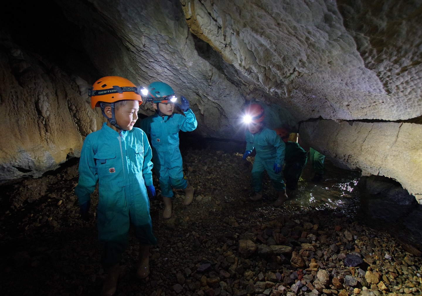 ✨今日は 大紀町の学童の子供たち がケイビングBコースに遊び...