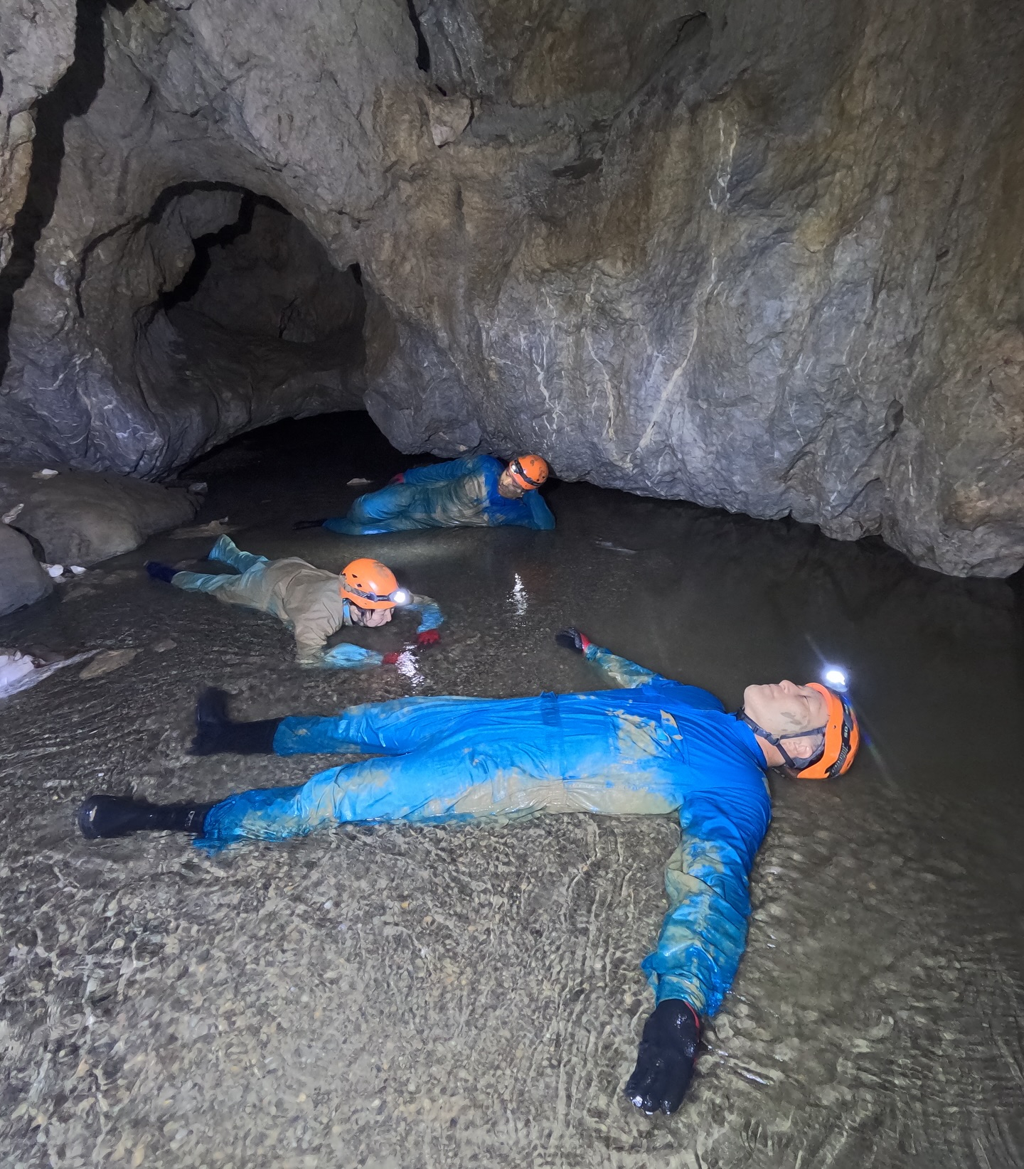 ✨今日は ケイビングAコース と のんびりパックラフトコース...