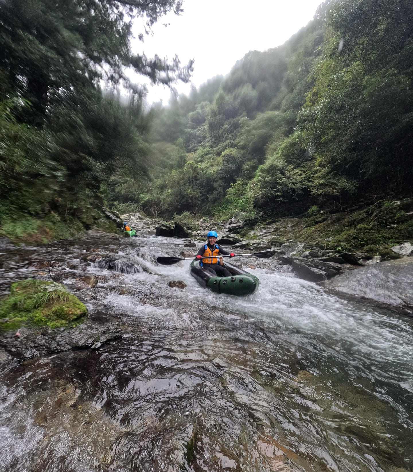 今日はパックラフトツアーでした！☔️🛶