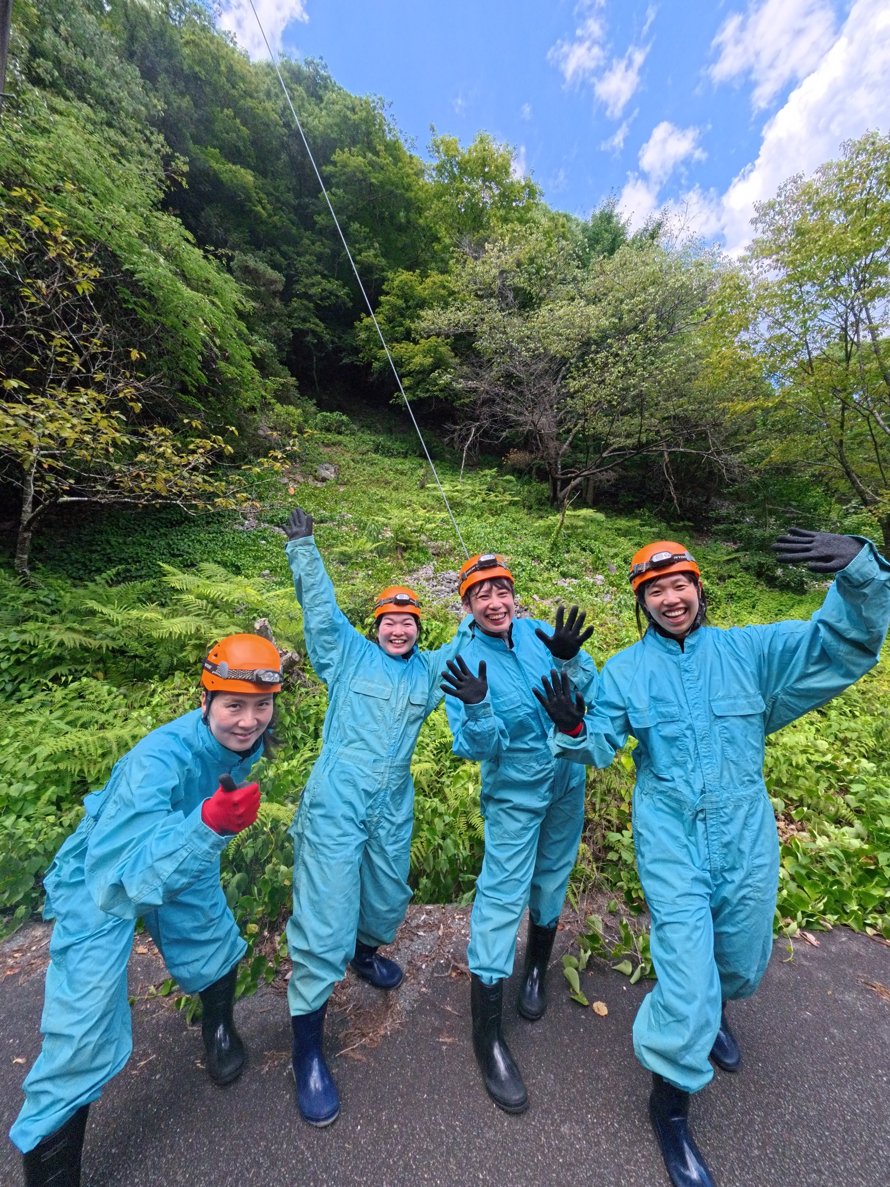 昨日は午前・午後ともにケイビングAコースを開催しました!🦇