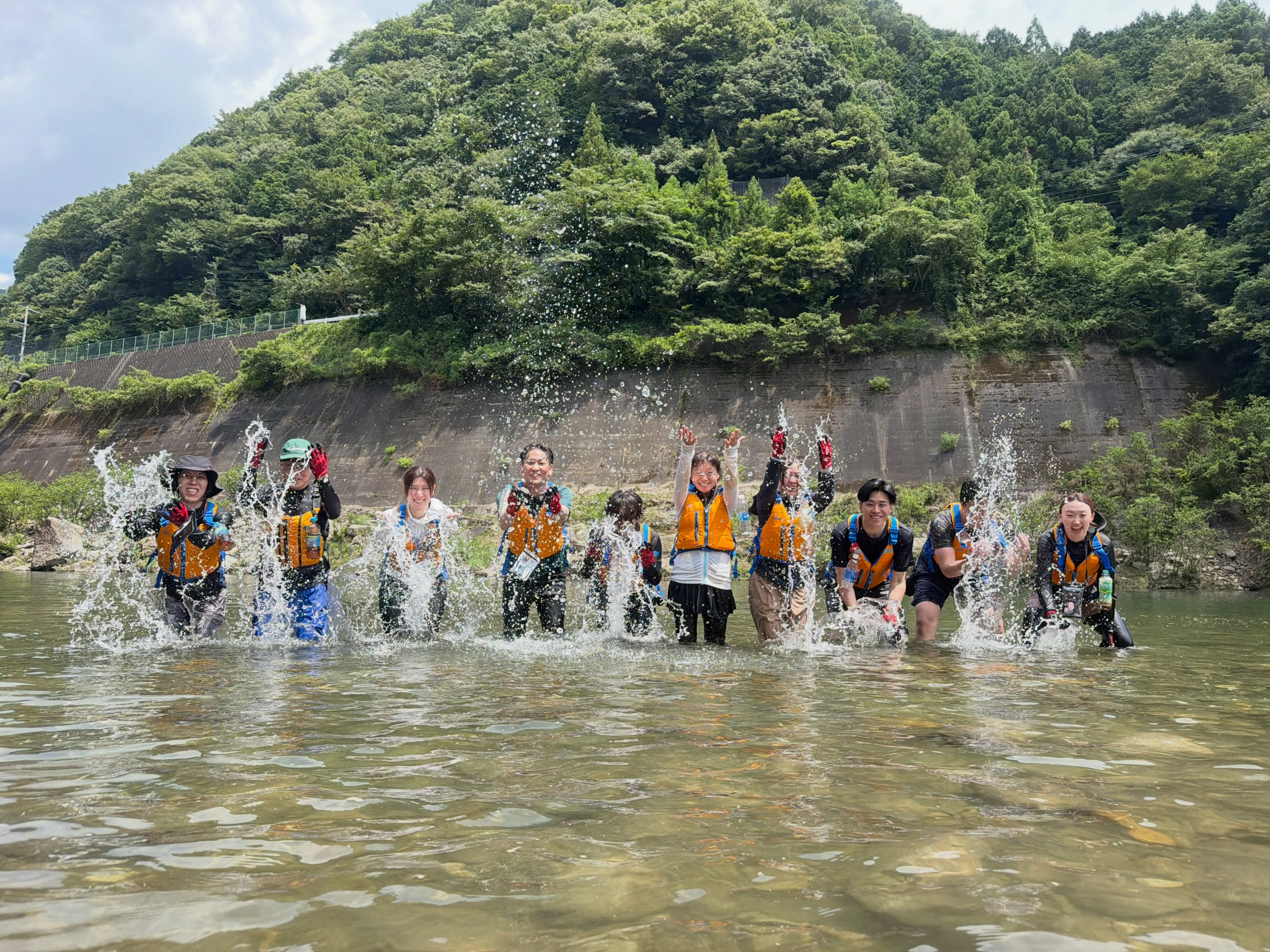 こんな感じで、「初めてならドッグラフトがおすすめ」がしっかり...