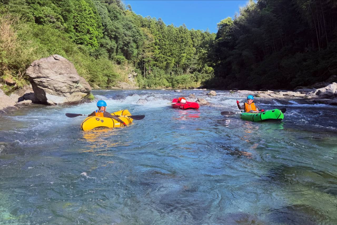 今日は午前ドッグラフト、午後はパックラフトツアーでした！🐶🛶...