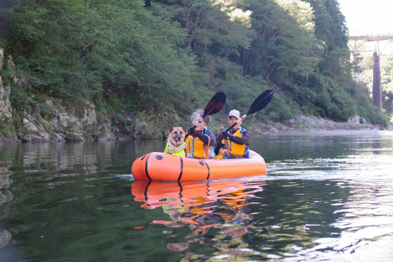 今日は午前ドッグラフト、午後はパックラフトツアーでした！🐶🛶...