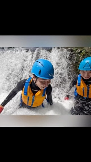 今年の夏は是非パックラフトツアーへ！！🌞🏞️大自然の中で思い...